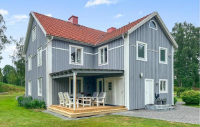 Gorgeous Apartment In Värnamo With Kitchen